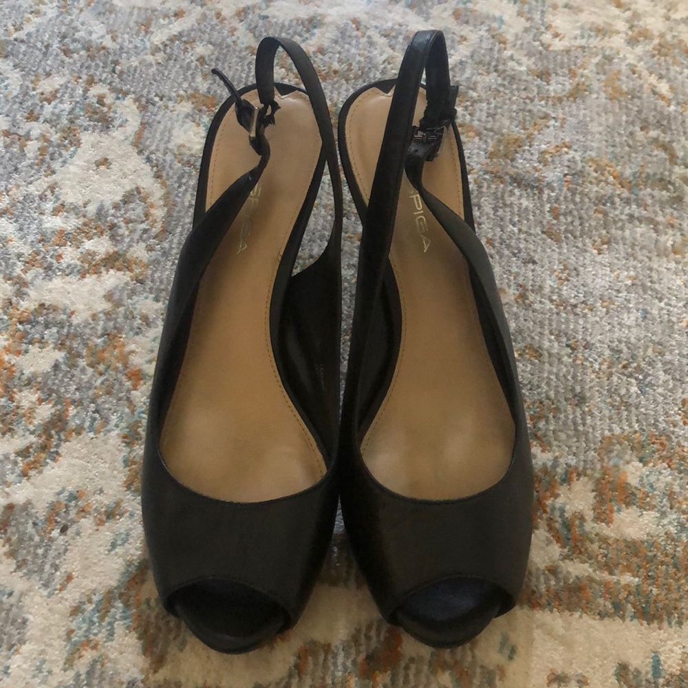 Via Spiga leather open-toed pumps